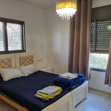 Turdeluxe Company Large 4 Bedroom Apartement In Central Rehovot Eksteriør billede